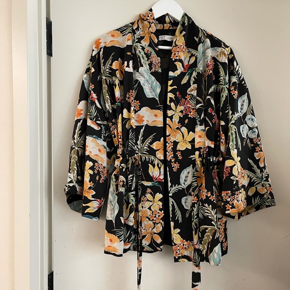 Zara Trf Floral Jacket with Fringe Belt - Picture 6 of 10